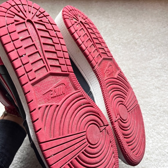 Jordan 1 High FlyEase - Picture 5 of 5